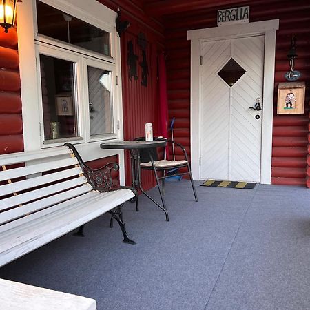 Cozy And Spacious Cabin Svensby Exterior photo